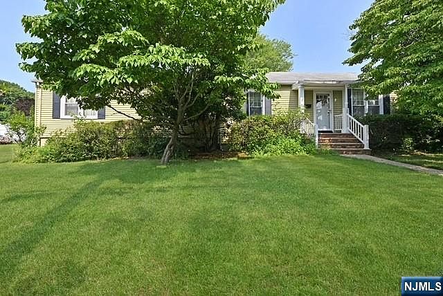 1st image of 173 Walnut St