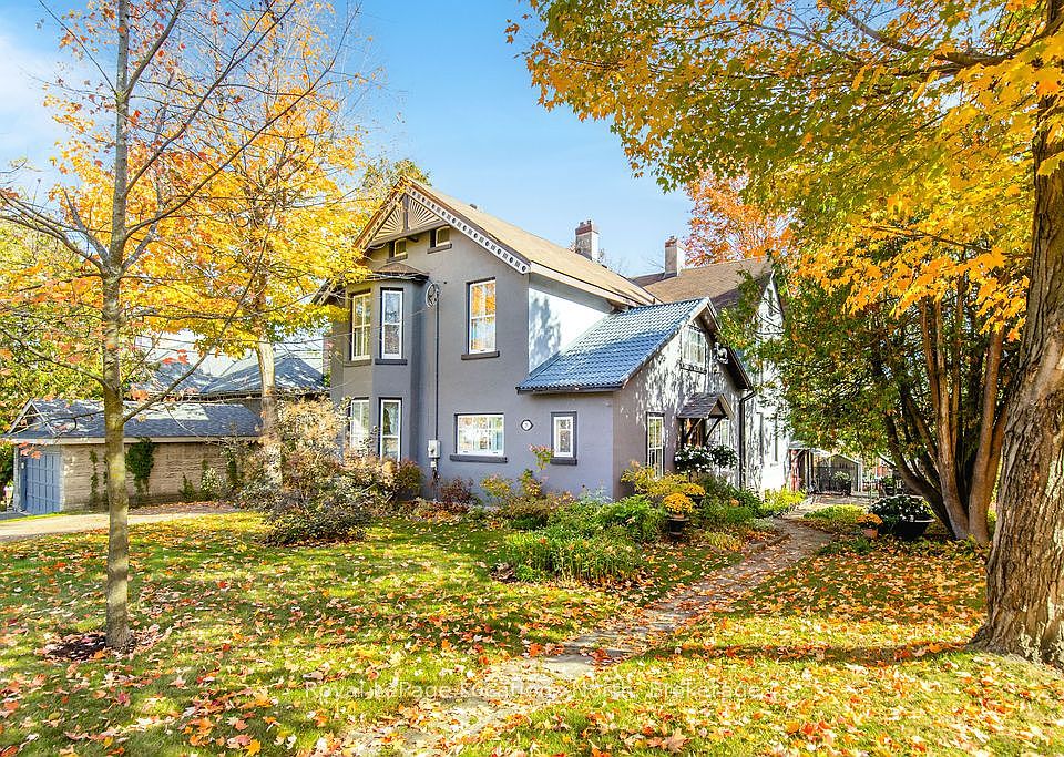 1st image of 29 Tecumseth St