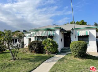 17411 Victory Blvd, Van Nuys, CA 91406