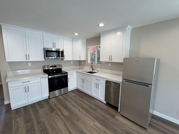 5th image of 254 Quincy Ave #A