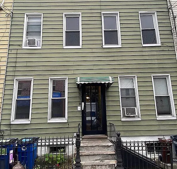 60-18 54th Pl #2R — Photo 9