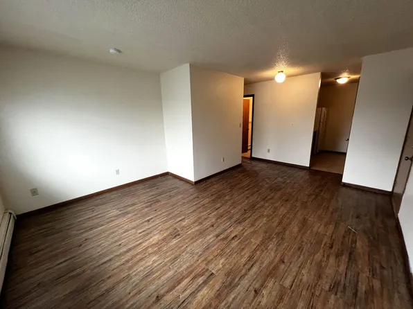 918 23rd Ave, 918 23rd Ave #8, Coralville, IA 52241
