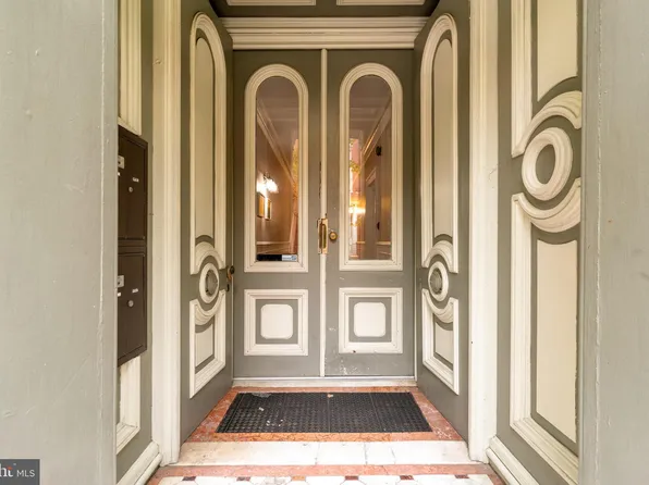 512 Cathedral St APT 3, Baltimore, MD 21201