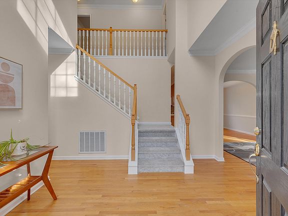 5th image of 2316 Old Forest Dr