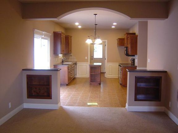5th image of 4907 N Creekwood Dr