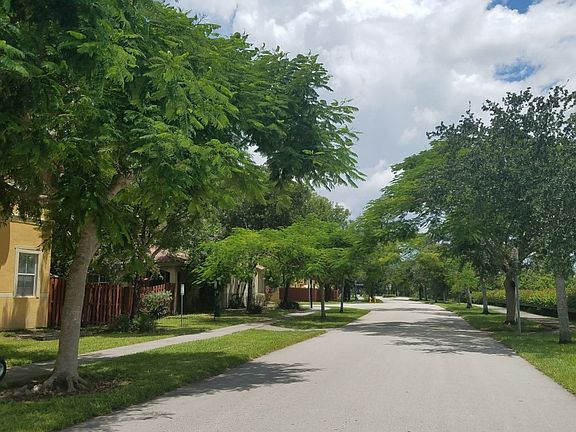 4th image of 7831 NW 110th Ave
