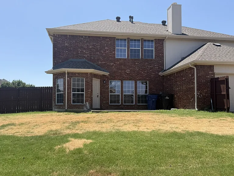 1220 Resaca Dr — Photo 36
