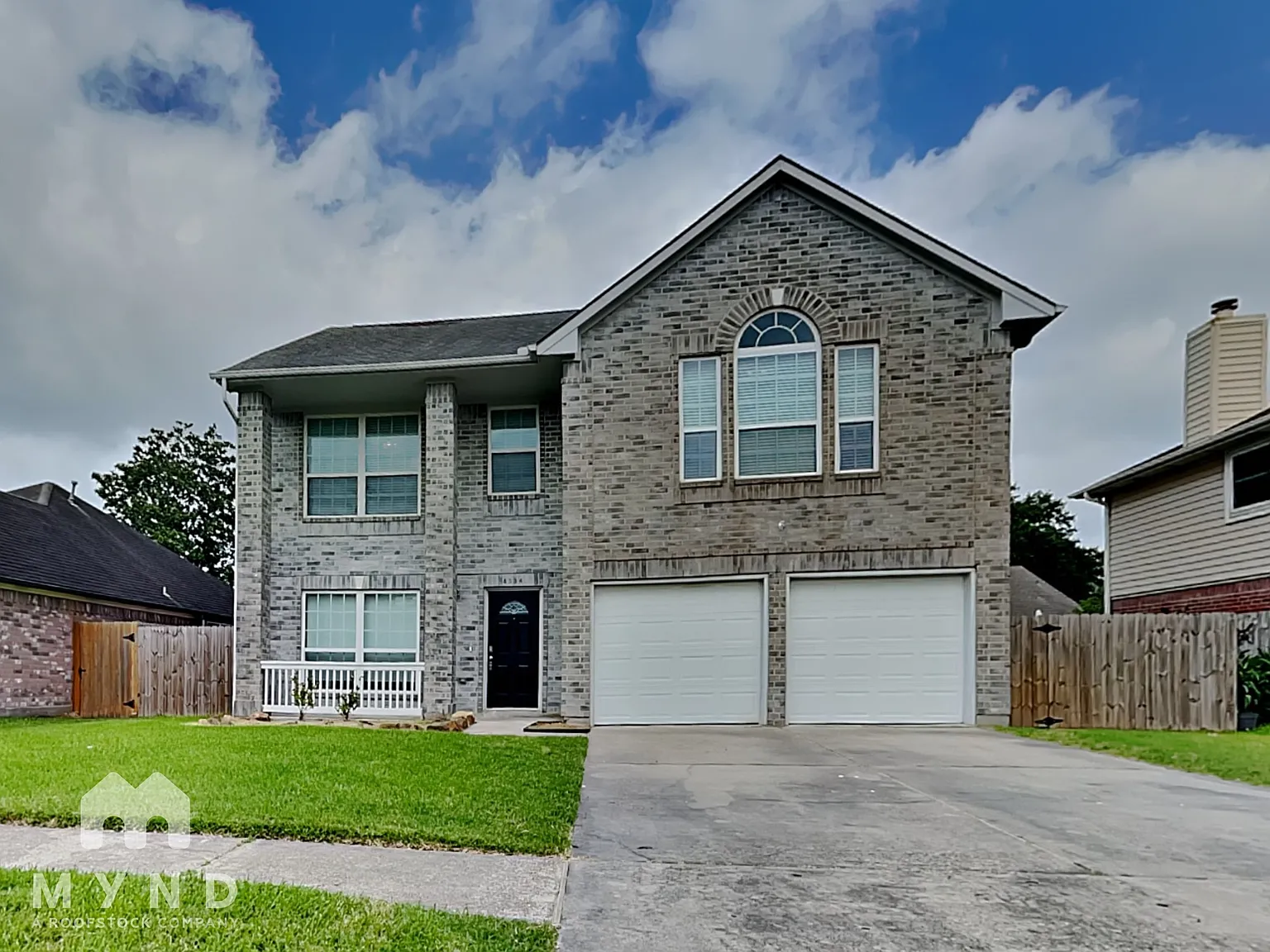 4 bed, 2.5 bath, 2484 sqft, $2,395 — Photo 1