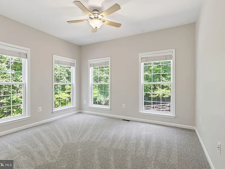 100 Spyglass Ln — Photo 10