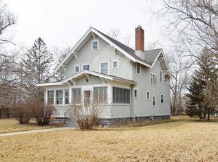 422 1st Ave S, Perham, MN 56573