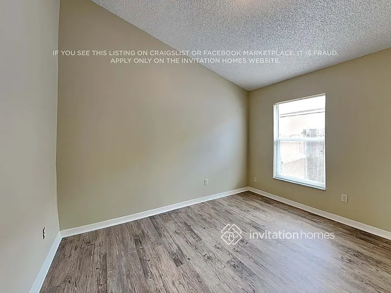 3278 Bellingham Dr — Photo 10