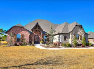 1409 N White Dogwood Way, Mustang, OK 73064