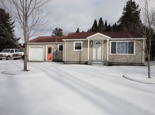416 W Railway St, Coleman, MI