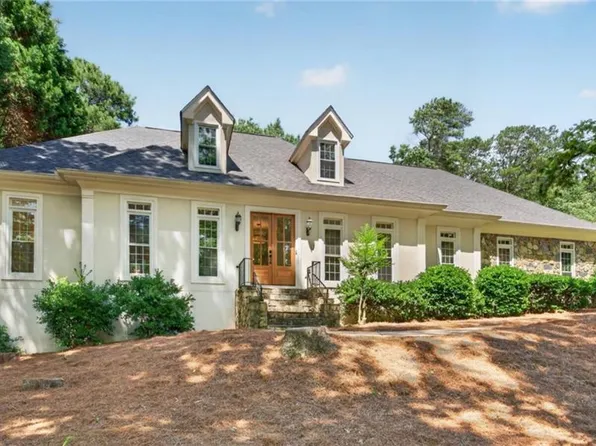 125 Lazy Laurel Chase, Roswell, GA 30076