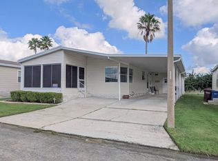 25 Lake Pointe Dr, Mulberry, FL 33860