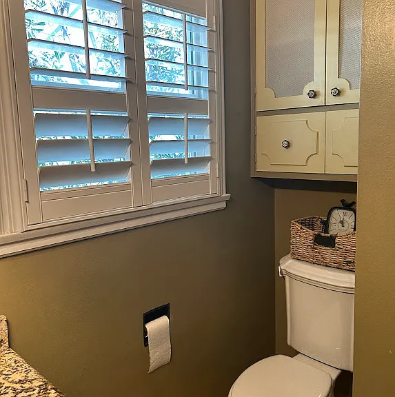 460 Bristol Ave — Photo 7