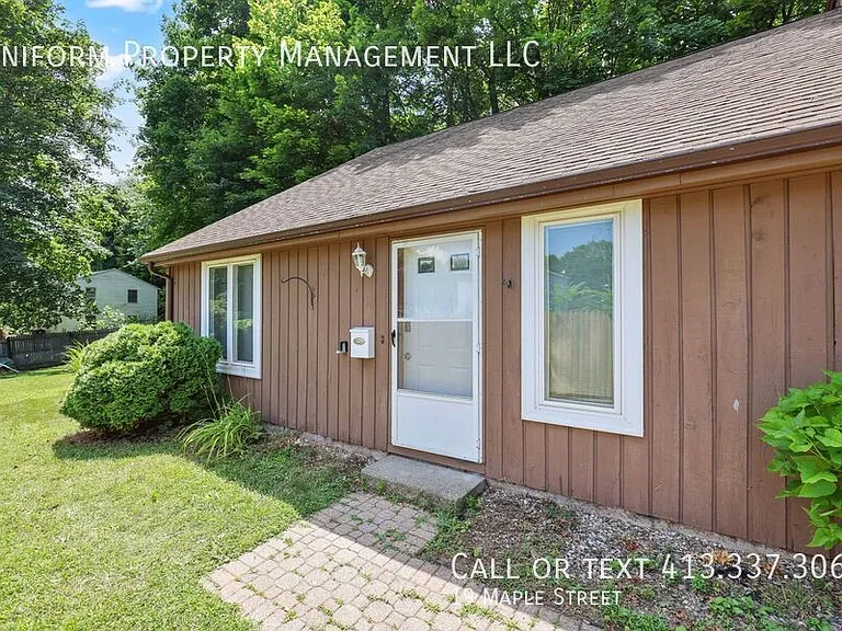 19 Maple St — Photo 2