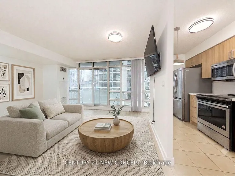 381 Front St W #501 — Photo 1