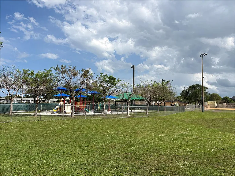9703 Hammocks Blvd #202 — Photo 33