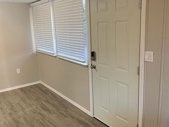 3rd image of 4561 N Preston Dr APT 2
