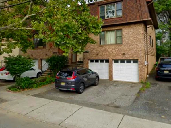 62 Edgewater Pl #3, Edgewater, NJ 07020