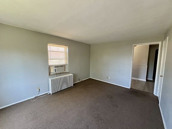 2nd image of 38 Gahl Ter #C
