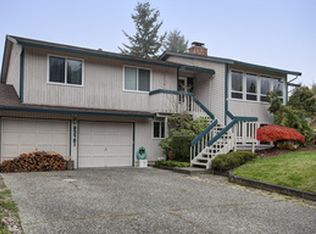 23701 107th Pl W, Edmonds, WA 98020