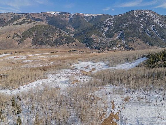 3rd image of 1363 Red Mountain Ranch Road