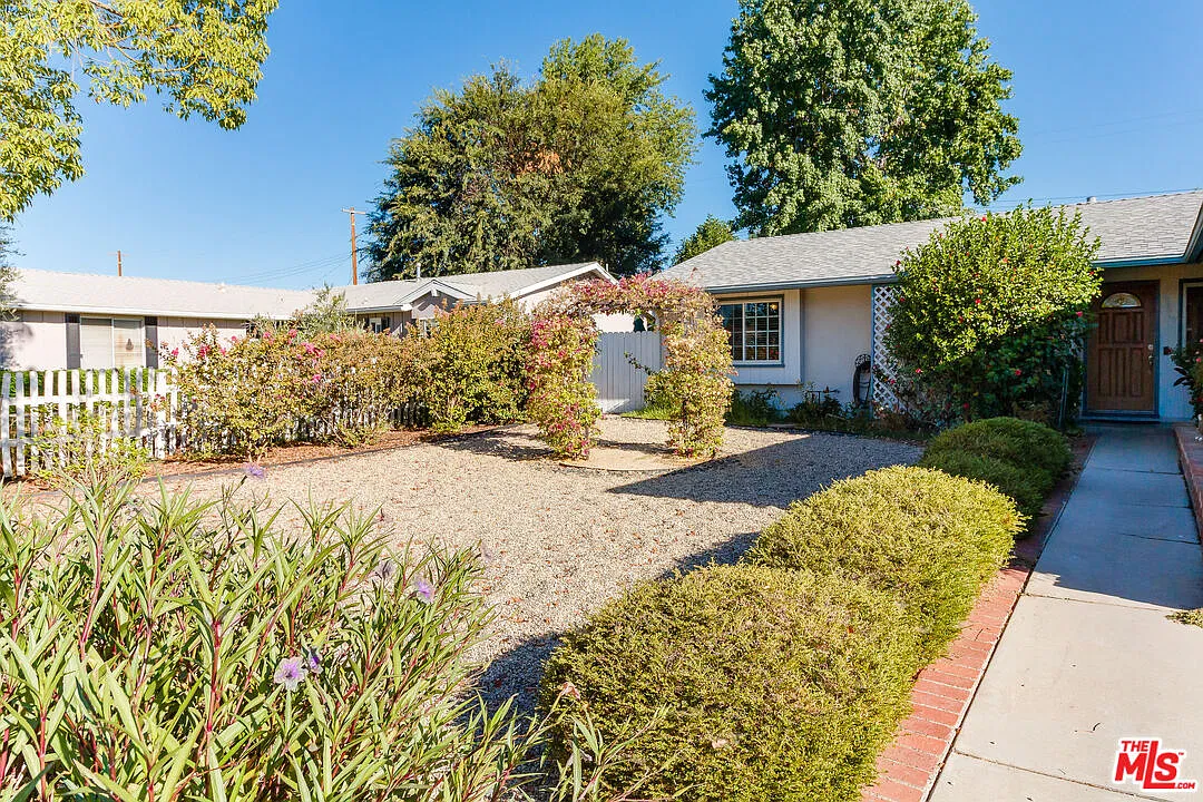4 bed, 2.0 bath, 1573 sqft, $5,495 — Photo 4