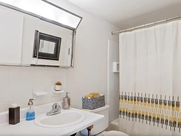 Brookmont Apartment Homes — Photo 9