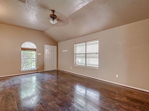 5th image of 3906 Portman Glen Ln