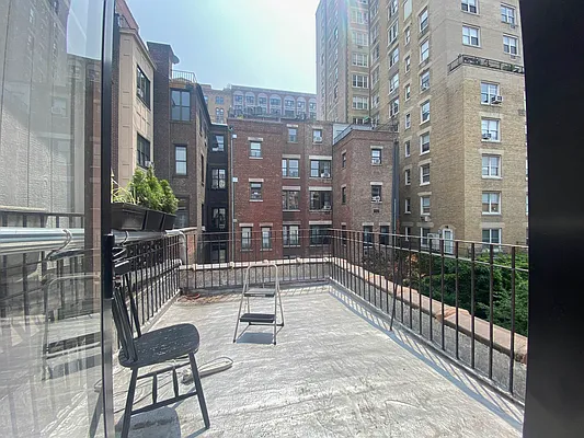 Rented by Living New York | media 1