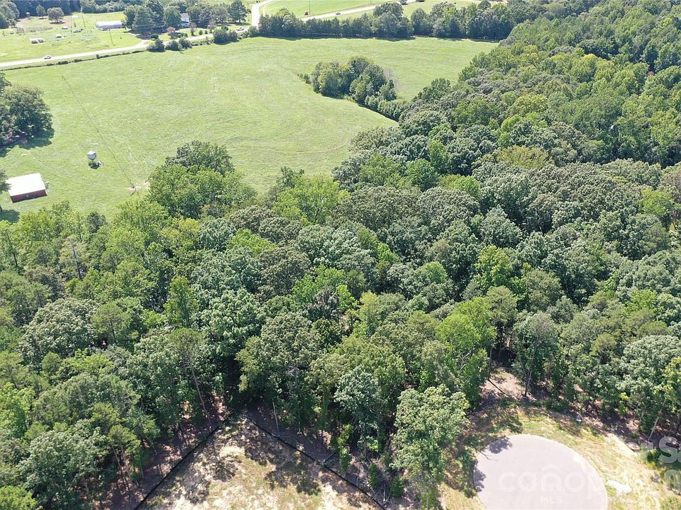 1st image of 5047 Durazno Ln