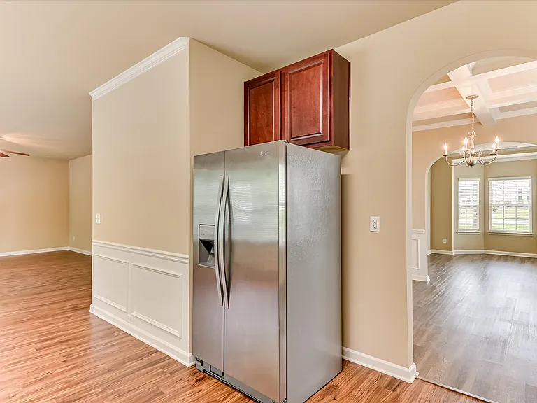 2073 Willhaven Dr — Photo 24