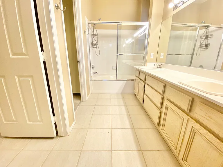 1605 Cimarron Crest St — Photo 20