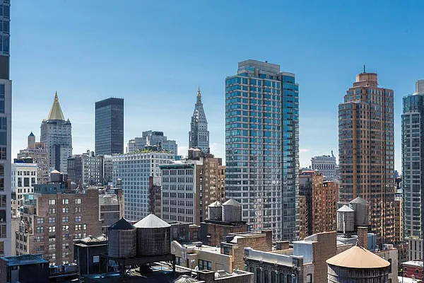 Sold by Corcoran | media 11