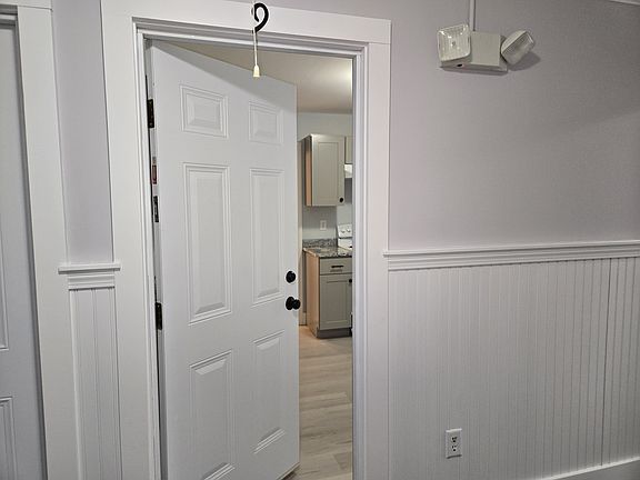 5th image of 1167 Phinneys Ln #9