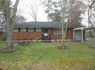 606 Castle Dr, Chattanooga, TN 37411