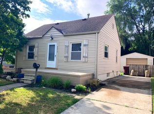 8072 Superior Ave, Center Line, MI 48015