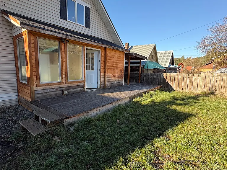 8041 State Route 903 — Photo 3