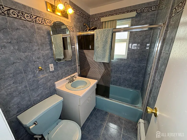 55-C0048 Gill Ln #48 — Photo 3