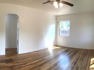 2320 V St, Merced, CA 95340