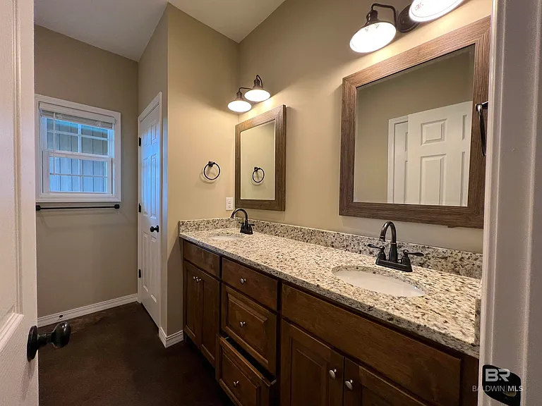 12862 Churchill Dr #A — Photo 11
