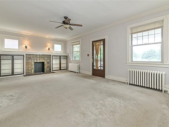 3rd image of 430 Glenwood Dr