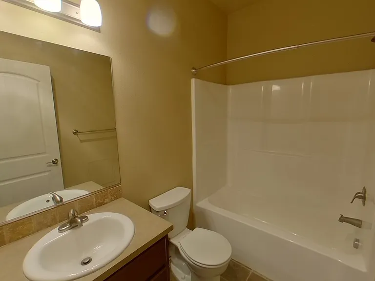 Hilyard Townhomes — Photo 28