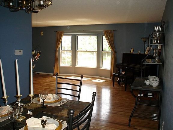 Goreous hardwood floors 