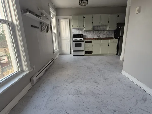 225 Wellington St, Brantford, ON N3S 3Z3