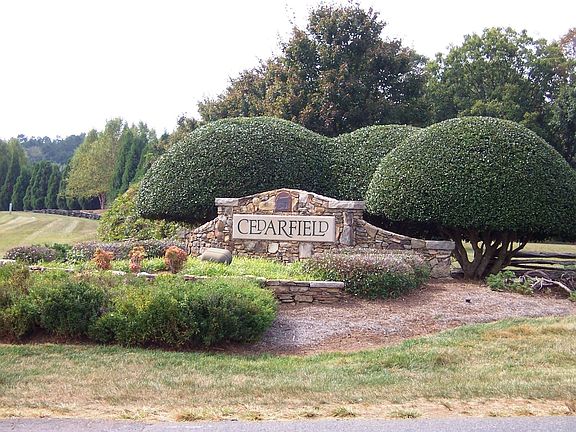 House is located in Cedarfield