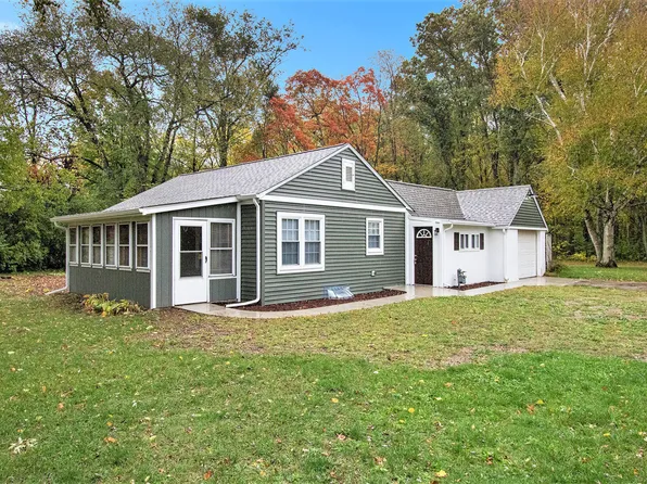 1223 Airport Rd, Niles, MI 49120