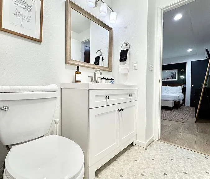 527 Forsyth Ln #1 — Photo 10